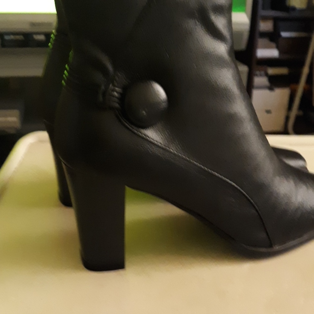 High hill boots